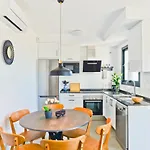 Апартаменти Balcon Del Mar Нерха